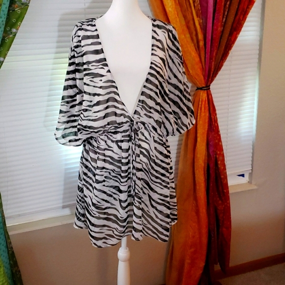 Torrid Zebra Print Cover Up - Picture 1 of 4